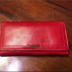 NWOT Fossil leather wallet